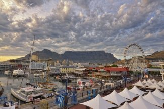 Photo Walk Waterfront views of Table Mountain. Cape Town Photo Tours 